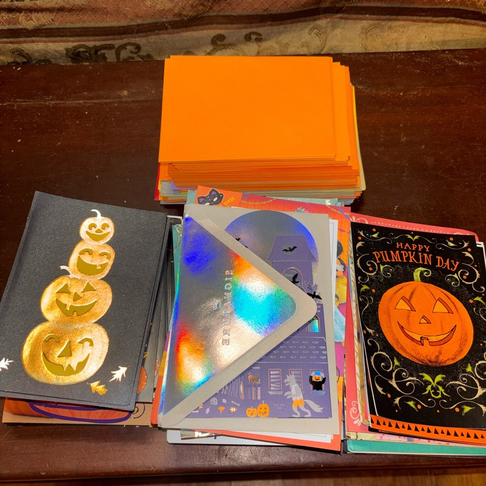 Hallmark Card Bundle - Picture 9 of 10